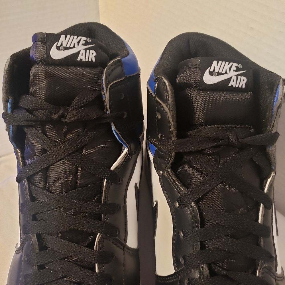 Air Jordan 1 Retro OG High "Royal Toe" Size 13 555088-041 - Picture 10 of 11